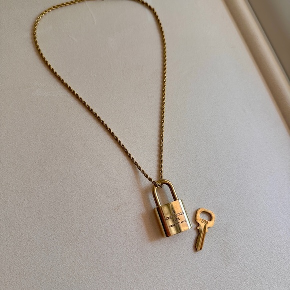 Authentic Louis Vuitton Gold Lock Necklace 18k gold plated #308 - Picture 5 of 6